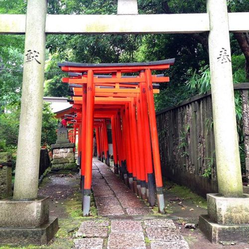 根津神社