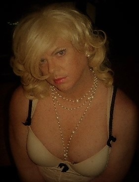 girdleluv:  👅👅👅👄👄👄