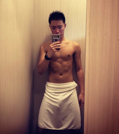 asian-men-x: Like man and towel.