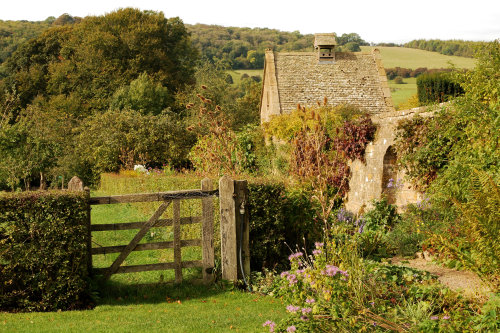 pagewoman: Snowshill Manor Gardens, Cotswolds, Gloucestershire, England  by  Celuici