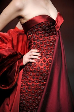 notordinaryfashion: Georges Hobeika - Details