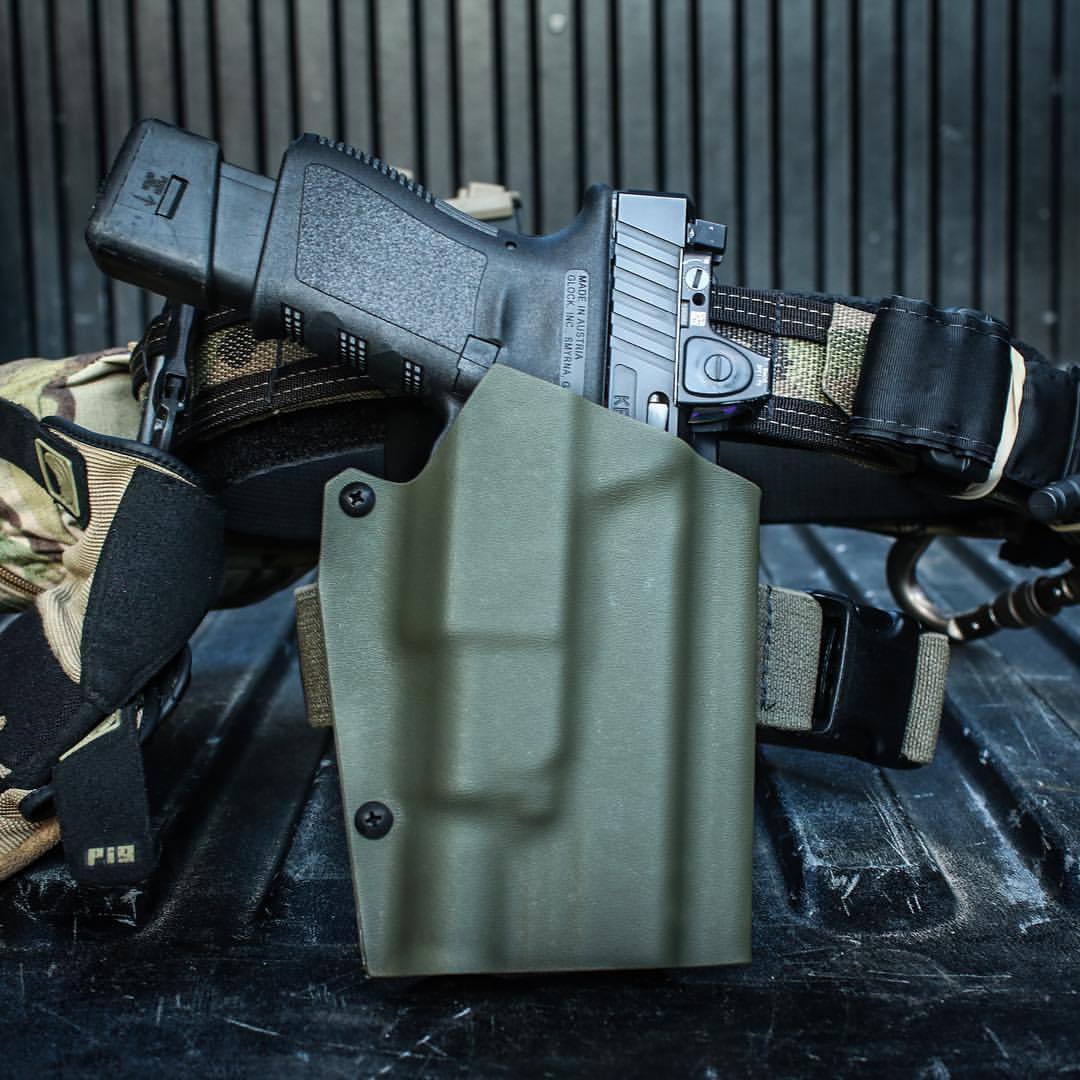 T.REX ARMS on Tumblr: Our Ranger Green Kydex is something else. Here is one  of our Ragnaroks affixed to a @ronintactics Senshi belt with a Safariland