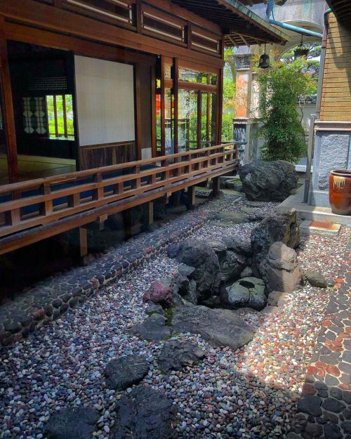 耕三寺 潮聲閣庭園 [ 広島県尾道市 ] ③ Kosanji Temple Choseikaku Garden, Setoda, Hiroshima ーーアート・スポット『耕三寺』を開いた金本耕三が母