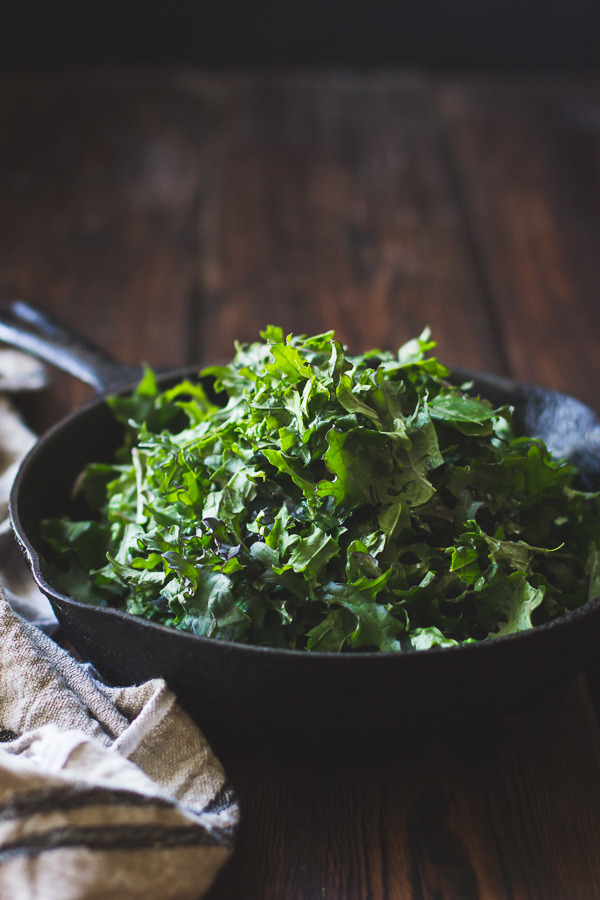 foodffs: Baked Chilaquiles with Black Beans and Kale  Really nice recipes. Every