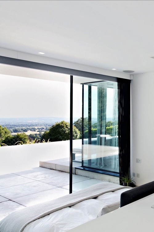 livingpursuit:  Contemporary Home | Source