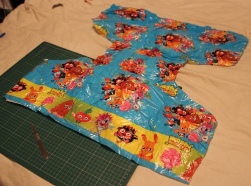 abdiaprboy: abcubs:  Photo 1: So, people have asked for a how to video of making those printed diape