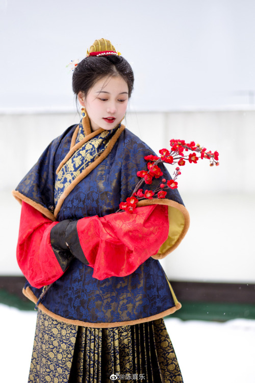 hanfugallery:chinese hanfu by 陈熹乐