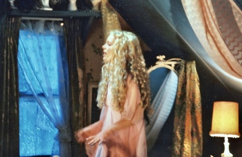 Sheri Moon Zombie As Baby Firefly On The Set Of House Of 1000 Corpses