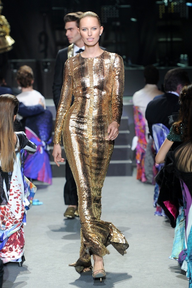 crfashionbook:
“ RELIVE THE SHOW All the highlights from “The Ultimate Gold Collection” runway show
Read More
”