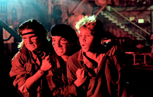 vixensandmonsters:  The Lost Boys (1987) dir. Joel Schumacher 