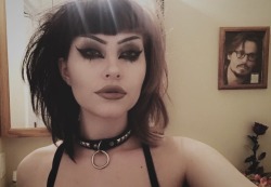 von-haunt: 🖤new hairdoo🖤🔪 yes, i