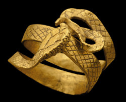 kisstherain1:  ANCIENT HISTORY SERIES:  Jewellery