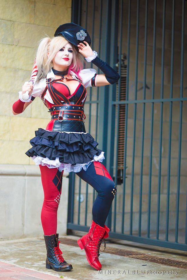 queens-of-cosplay:  Harley Quinn