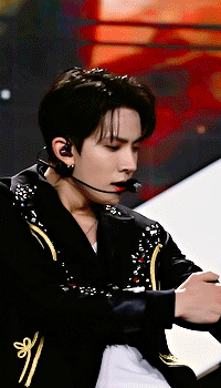 Introducing, Lee Heeseung Ethan Lee From Enhypen