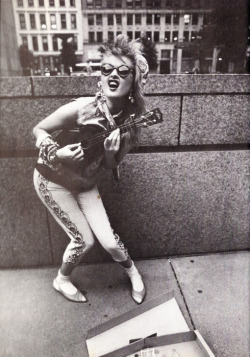 oldageandgravity:  Cindy Lauper 