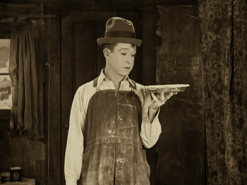 saturdaynightmovie: Harry Langdon in Three’s A Crowd with Glady McConnell c1927