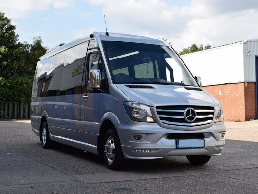 Minibus Hire Lincoln — A Historic trip through the streets of Lincoln,...