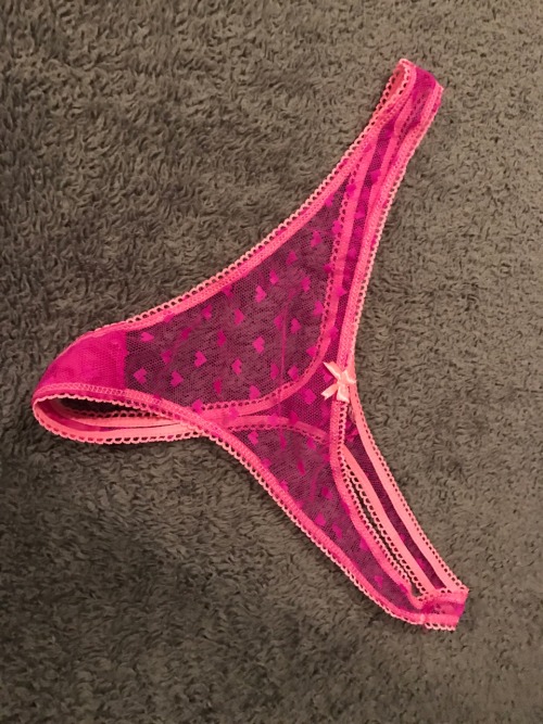 herypanty:  Selling a pair of my worn panties today! A gentleman in Amarillo tx is getting them!    ษ dollars for my panties and pics!   #buymypanties #luckyguy