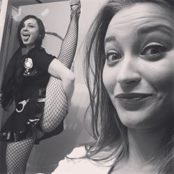 missdanidaniels:  I. Love. Strippers. (She’s