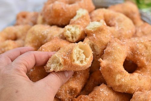 Moroccan Donuts (recipe in Hebrew)