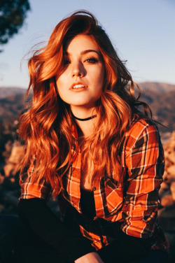 redhead-leah:Reblog and I’ll give you a teasy picture courtesy of me haha 