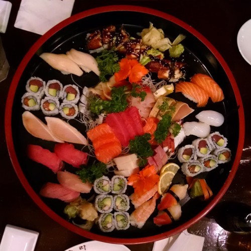 idreamofsushi:Posted by instacal (at Sura Restaurant).