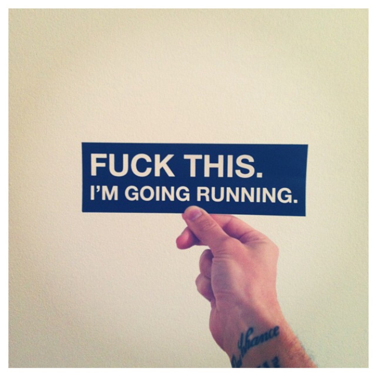 foodandfitnessforever:  The way I deal with everything 