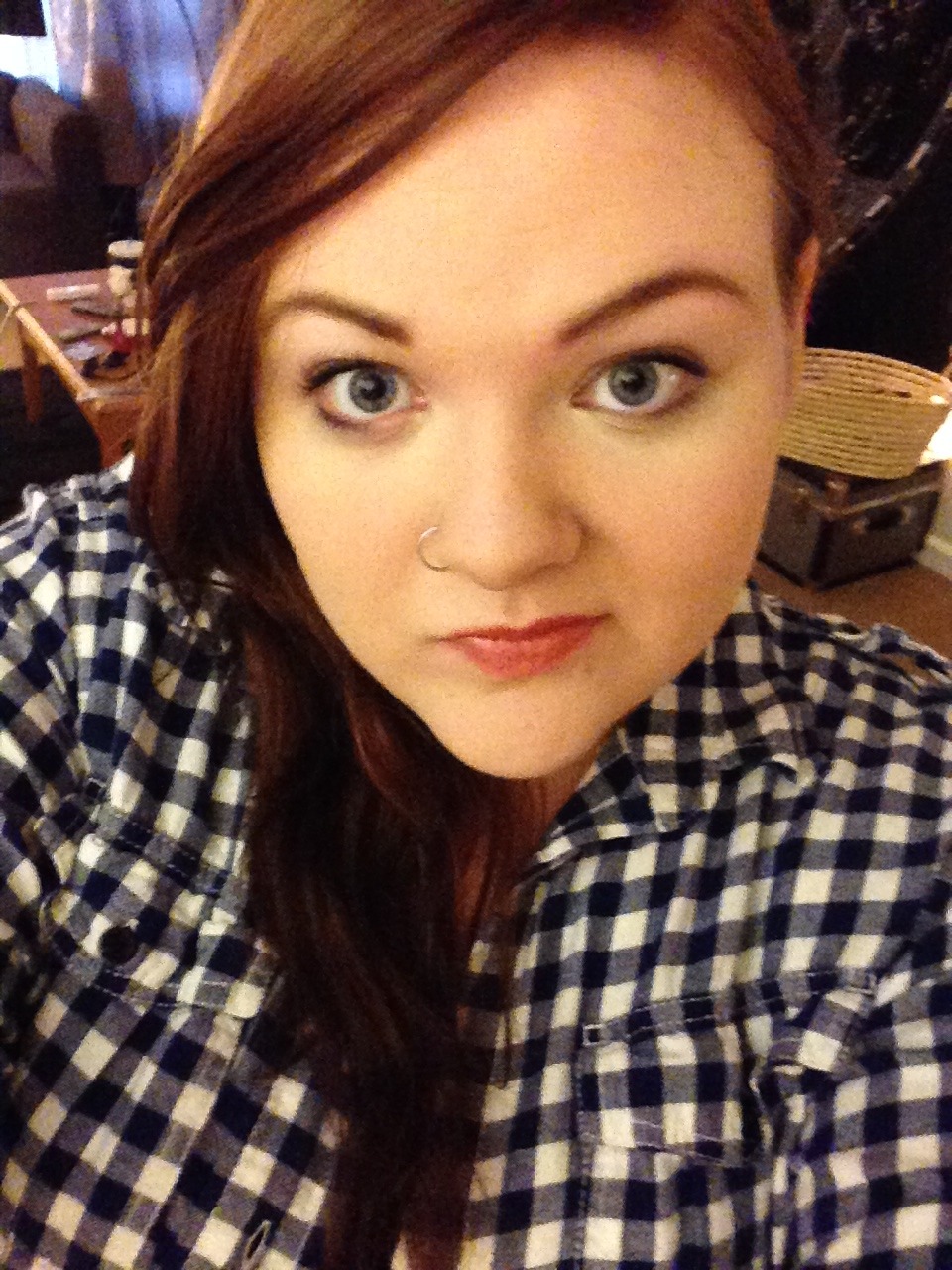 chubby-bunnies:  Trying out being a brunette for the first time in 5 years. Loving