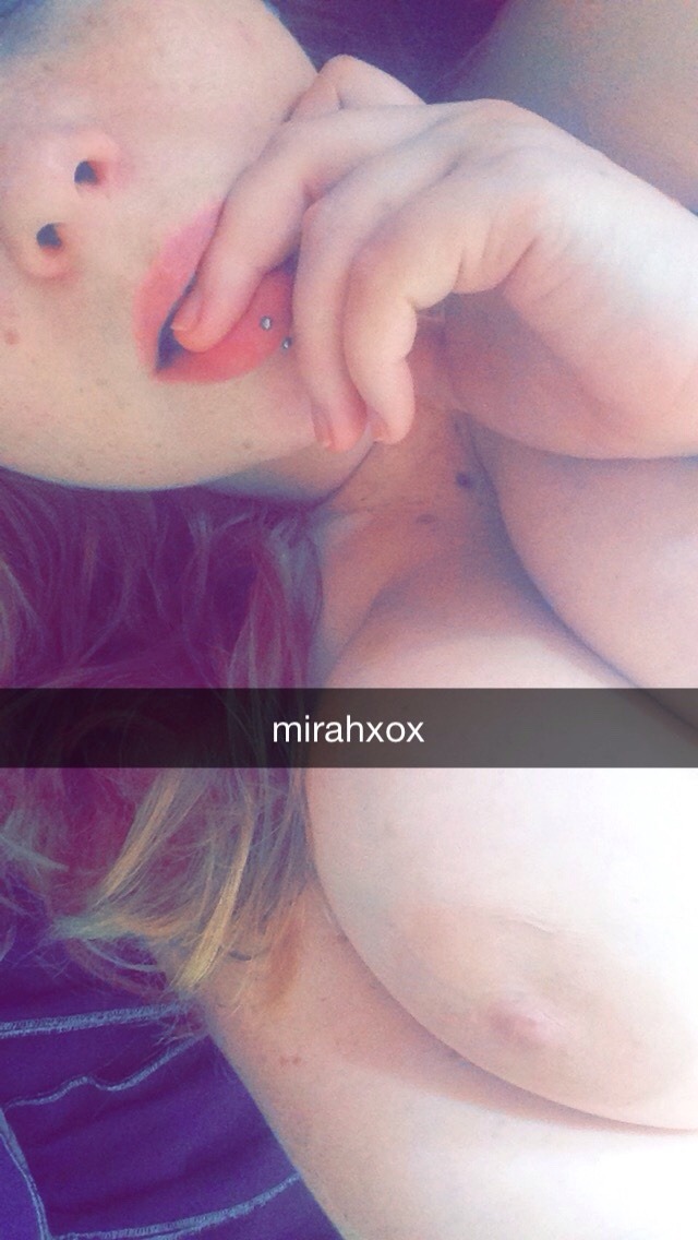 mirahxox:  ˖ ✧◝Sign up for my snapchat◜✧˖ °Chaturbate || ClipVia || Wishlist