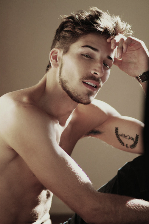 pitsperrfect: oh hey check my armpit- uhh I mean tattoo