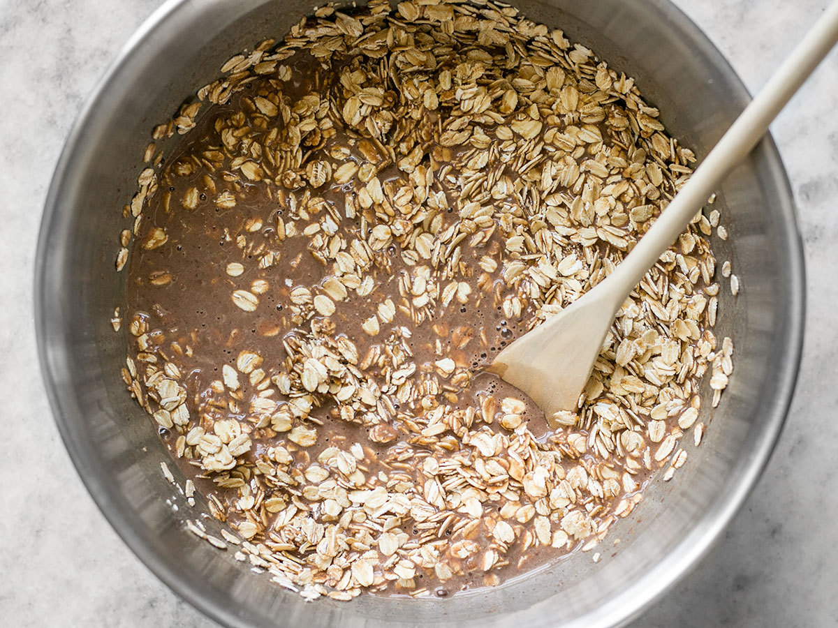 foodffs:  PEANUT BUTTER BROWNIE BAKED OATMEALFollow for recipesGet your FoodFfs stuff