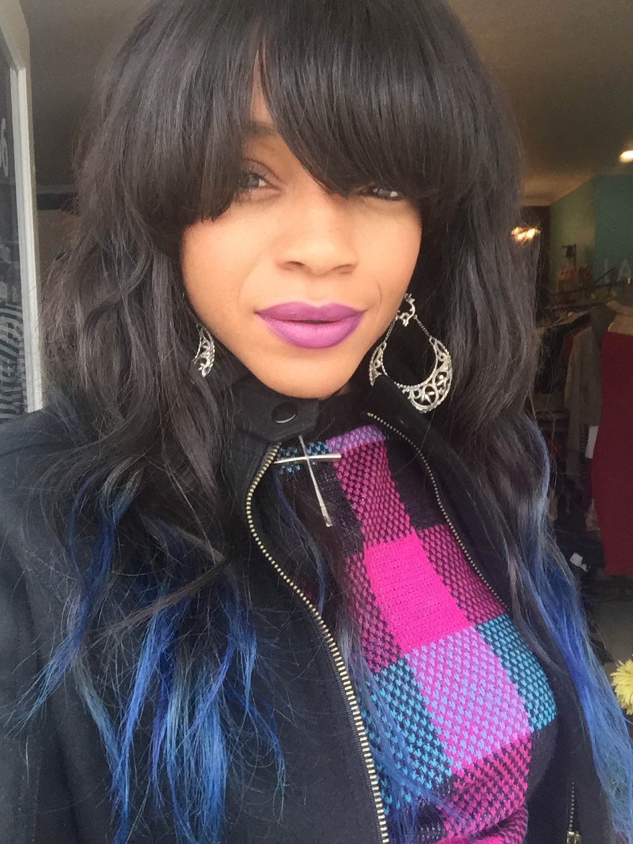herlovestyle:  Blackout!   Black is the new black!