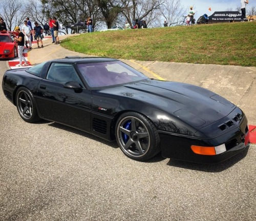 This bad boy won Raddest In Show! #notevenmad #corvette #callaway #zr1 #radwood (at Driveway Austin 