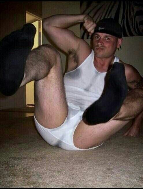 sneakers&socks