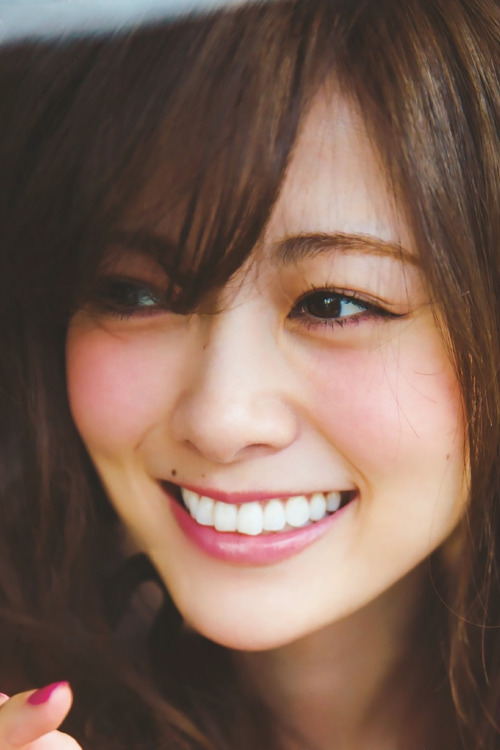 46pic: Mai Shiraishi - Ray