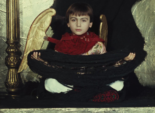 ozu-teapot:The Colour of Pomegranates | Sergei Parajanov | 1969