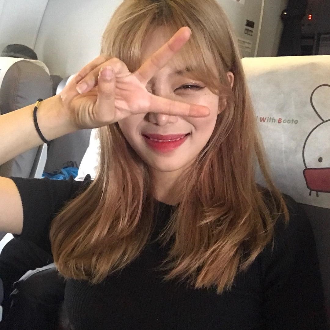 world-asian: ▪ RANDOM ULZZANG ▪   ▪like or reblog if you use/save▪   