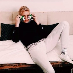 ellendegeneres:  Getting ready for my live show. #Tired