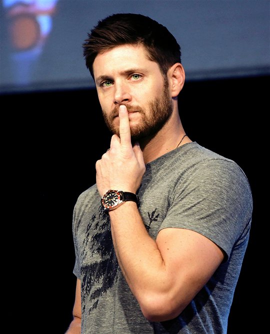 Jensen Ackles At JIBCON: What Happened To Him? Who Is He Married To?