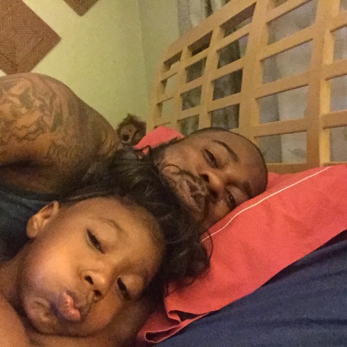 k1ngmello:  Black out Father’s Day style