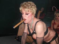 smoking-cd-tv-ts-sissy-faggot.tumblr.com