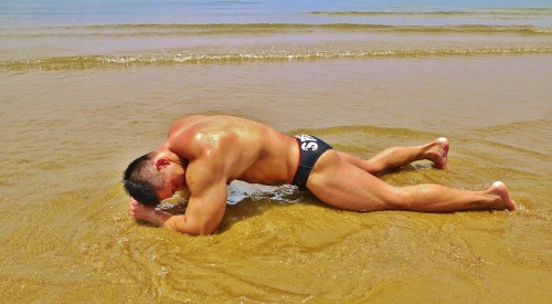 Viva!Asian hunks!