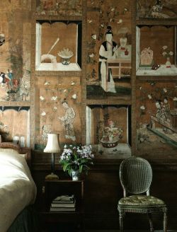 anotherboheminan:  Chinese Room papered with mid-eighteenth century Chinese paintings in fretwork patterned borders -Milton in Cambridgeshire Karyn Armour (via Pinterest) 