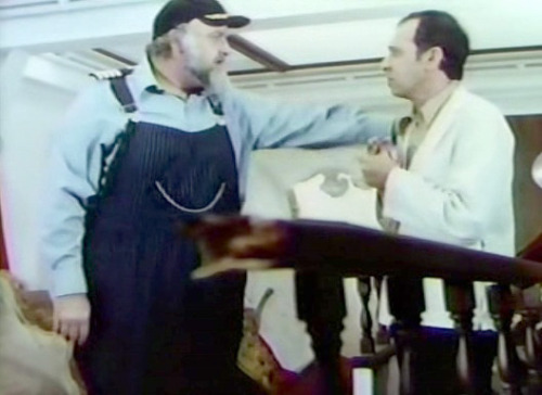 Victor in Man from Atlantis. This is ‘The Mudworm’ - episode 6 from season 1. IMDb says 