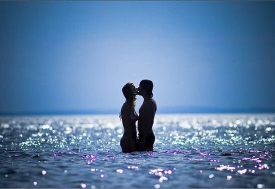 thelandofloveanddrownings:  
