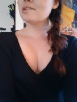 shakespeareancacti:  My boobs look awesome today.