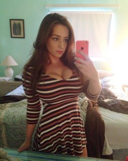 small-chicks-big-tits:  More at http://bigtits.dofollow-porn-blogs.com and boob gifs at http://tittydrop.dofollow-porn-blogs.com