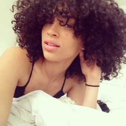 curlyhairbeautiful:   @praaijah 