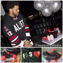 teamcole:   @impastrystudio: &ldquo;Custom Roller Skates Cake for @dreamville&rsquo;s own J Cole!”