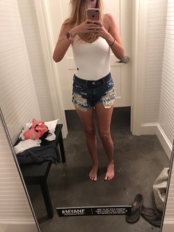 kayleeheartkins:  kayleeheartkins:  Doing a Snapchat request night, request what you would like to see now 😁   Two Links to purchase Snapchat   https://www.manyvids.com/StoreItem/44056/Lifetime-Snapchat/  snapcentro.com/kayleeheart   I miss the mall..